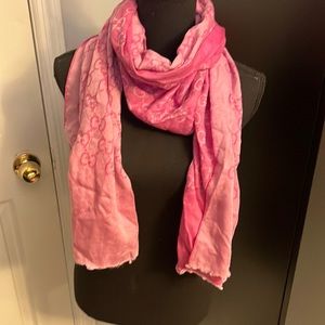 Women’s 2 tone Pink Gucci scarf